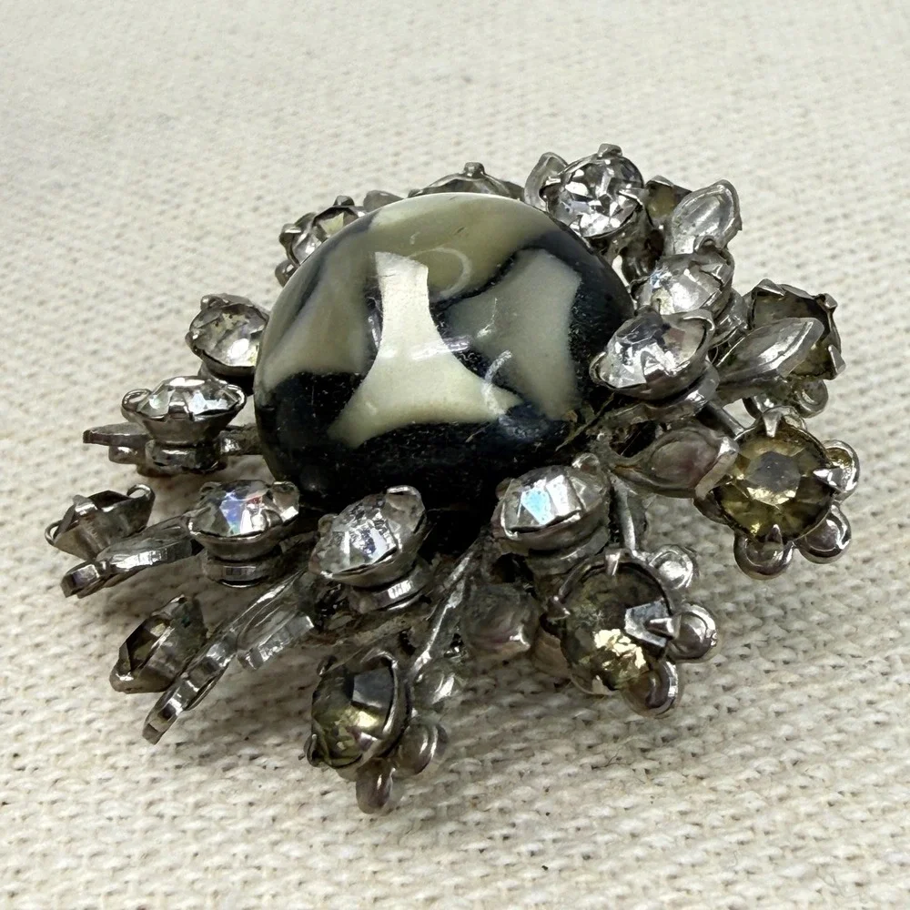 Vintage‎ Floral Brooch Marbled Cabochon Smoky Rhinestone Statement Silver Tone